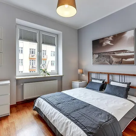 White 76. Srodmiescie Apartment Gdynia