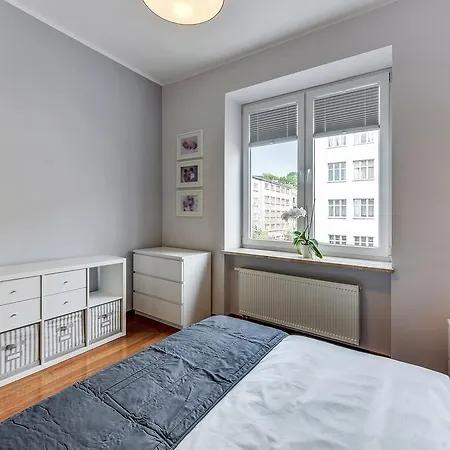 White 76. Srodmiescie Apartment Gdynia