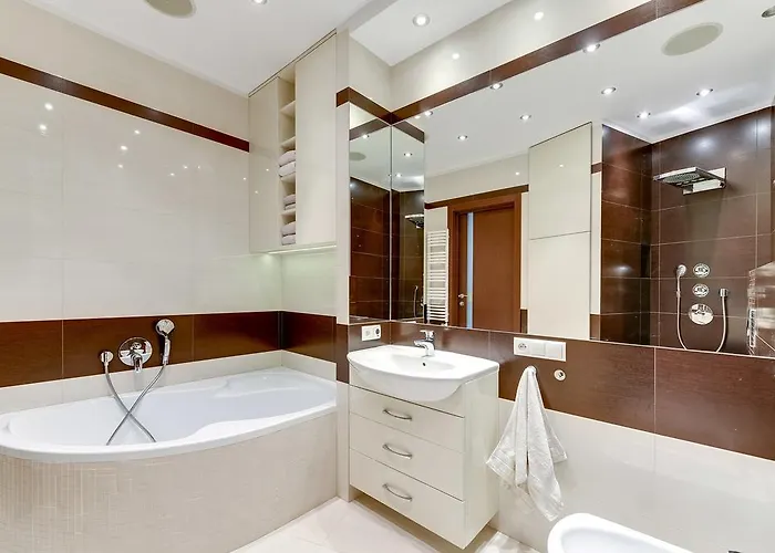 White 76. Srodmiescie